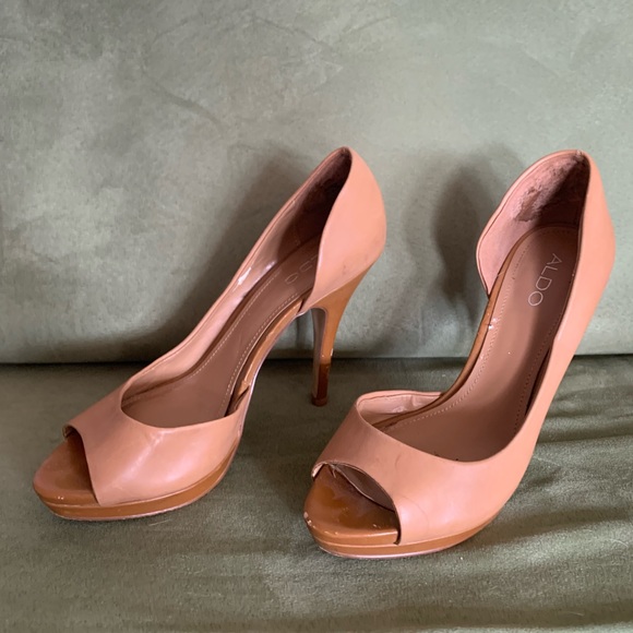 Nude peep toe Aldo heels - Picture 2 of 9